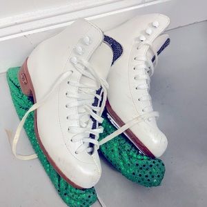 Girls ice skates